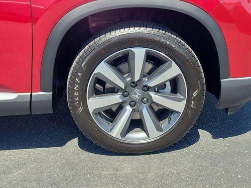 Radiant Red Metallic II 2025 Honda Pilot Touring
