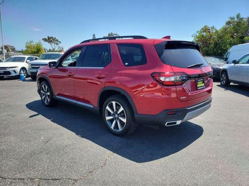 Radiant Red Metallic II 2025 Honda Pilot Touring