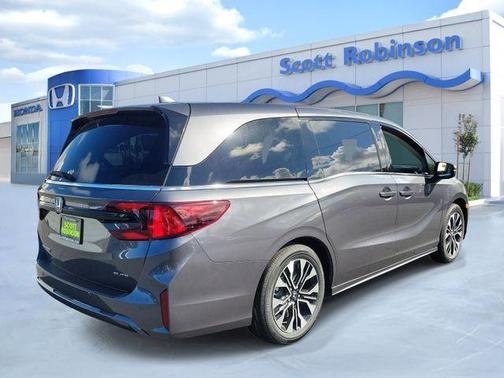 Modern Steel Metallic 2026 Honda Odyssey Elite