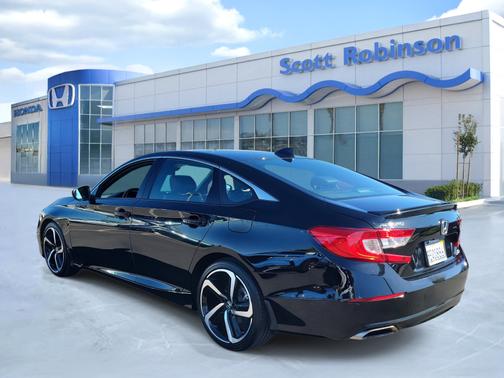 2022 Honda Accord 