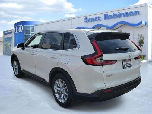 Platinum White Pearl 2025 Honda CR-V EX