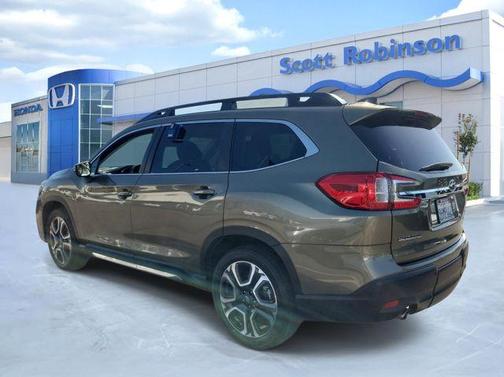 Autumn Green Metallic 2023 Subaru Ascent Limited 7-Passenger