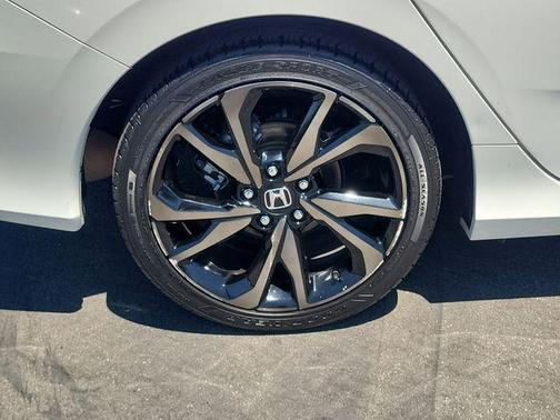 Platinum White Pearl 2019 Honda Civic Sport