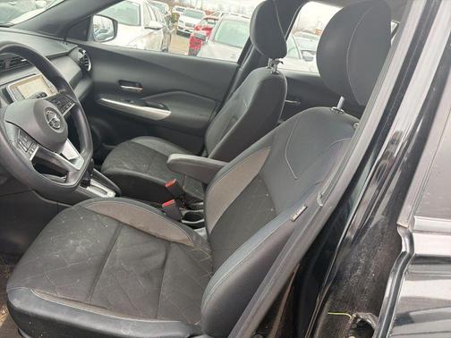 2019 Nissan Kicks SV