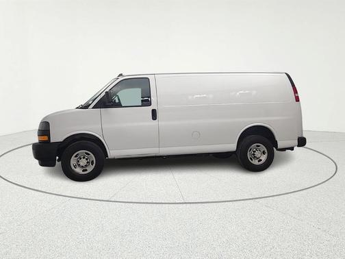 2021 Chevrolet Express 2500 RWD 2500 Regular Wheelbase WT