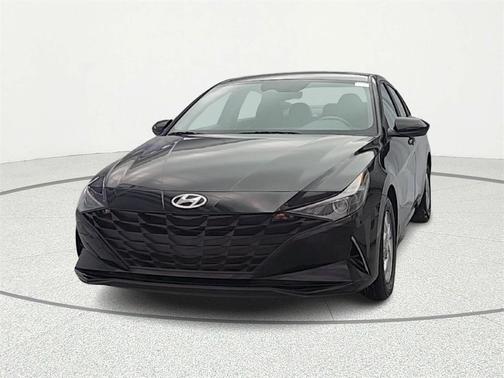 2021 Hyundai ELANTRA SE