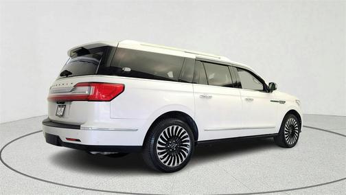 2018 Lincoln Navigator L Black Label