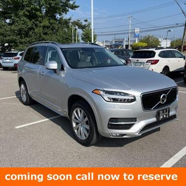 2017 Volvo XC90 T6 Momentum