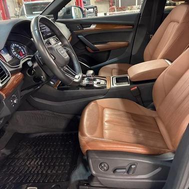 2022 Audi Q5 45 S line Premium