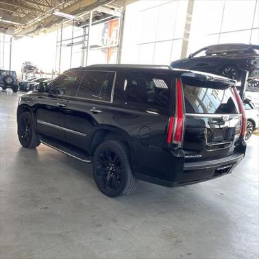 2017 Cadillac Escalade Luxury