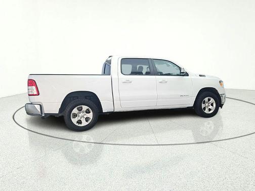 Bright White Clearcoat 2022 RAM 1500 Big Horn/Lone Star