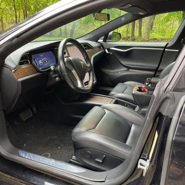 Black 2018 Tesla Model S 75D