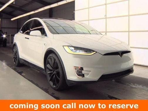 Pearl White Multi-Coat 2017 Tesla Model X 90D