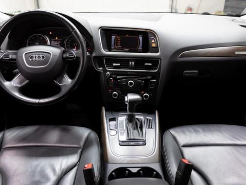Photo 4 of 32 of 2015 Audi Q5 2.0T Premium Plus