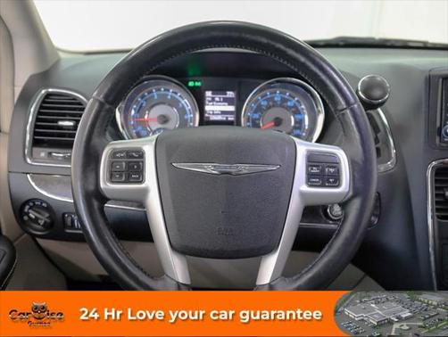 2015 Chrysler Town & Country Touring