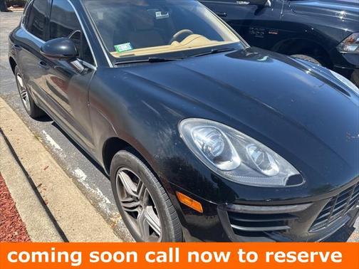 2015 Porsche Macan S