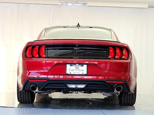 2022 Ford Mustang EcoBoost