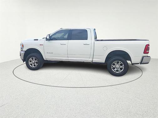 2019 RAM 2500 Laramie Crew Cab 4x4 6'4' Box