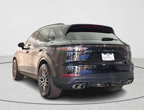 2022 Porsche Cayenne S