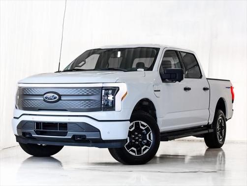 2023 Ford F-150 Lightning XLT