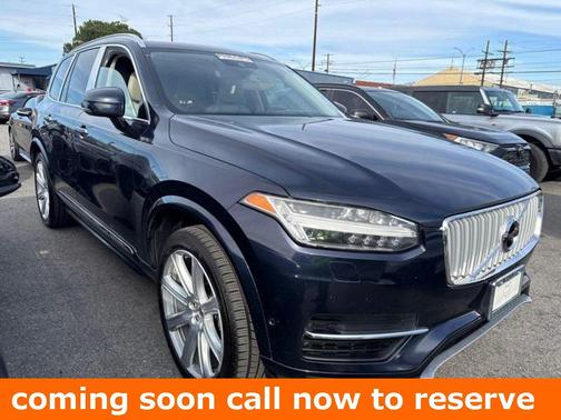 2017 Volvo XC90 Hybrid T8 Excellence