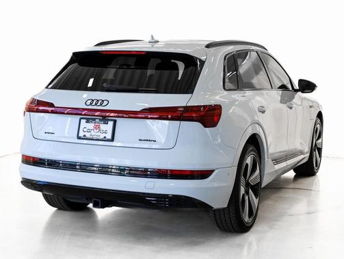 2023 Audi e-tron Premium Plus quattro