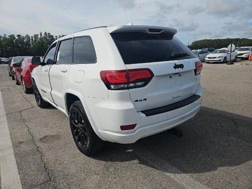 2017 Jeep Grand Cherokee Altitude