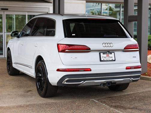 2020 Audi Q7 55 Premium Plus