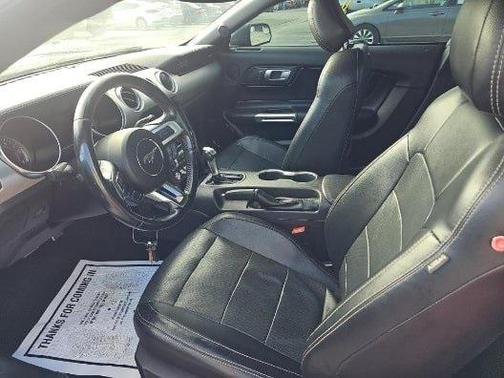 2020 Ford Mustang EcoBoost Premium