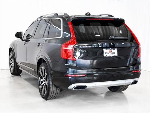 2019 Volvo XC90 T6 Momentum