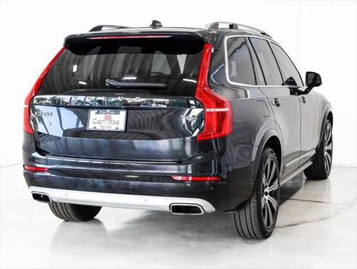 2019 Volvo XC90 T6 Momentum