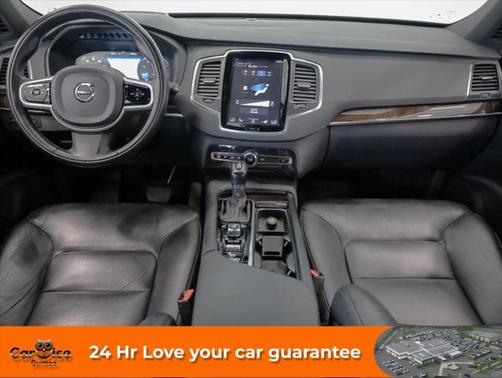 2019 Volvo XC90 T6 Momentum