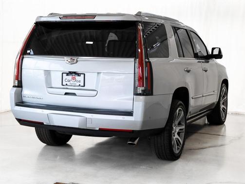 Radiant Silver Metallic 2018 Cadillac Escalade Premium Luxury