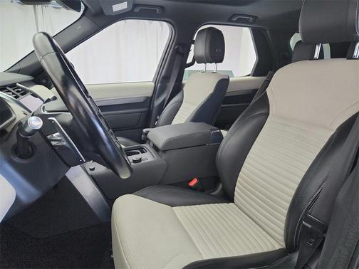 2021 Land Rover Discovery P300 S R-Dynamic