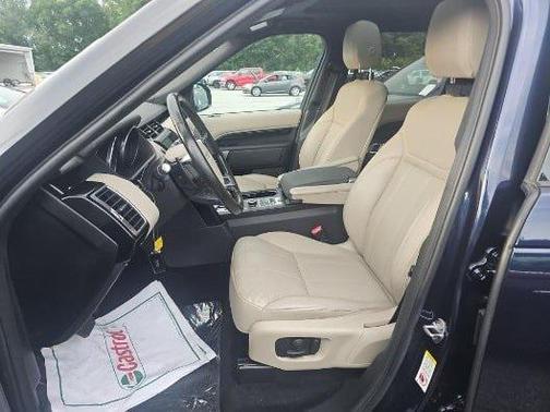 2019 Land Rover Discovery SE
