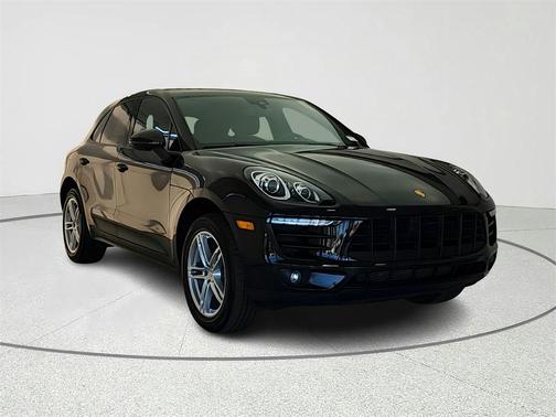 2017 Porsche Macan Base