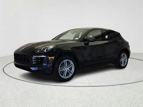 2017 Porsche Macan Base