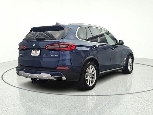 Phytonic Blue Metallic 2019 BMW X5 xDrive40i
