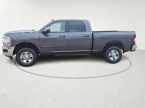 2019 RAM 2500 Big Horn Crew Cab 4x4 6'4' Box