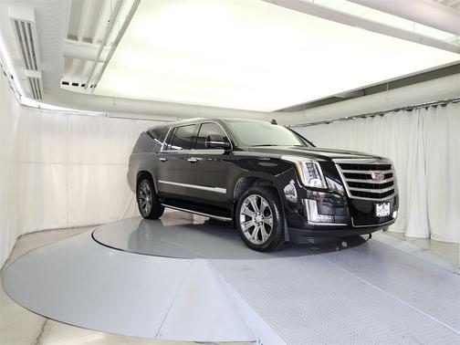 2020 Cadillac Escalade ESV Luxury