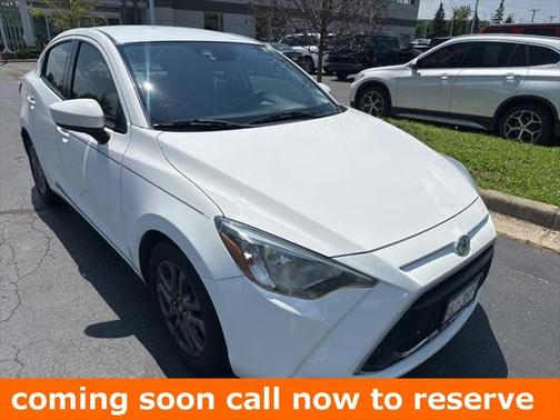 2019 Toyota Yaris Sedan LE