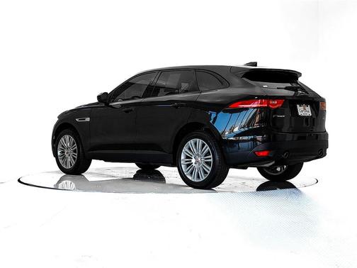 2018 Jaguar F-PACE 25t Premium