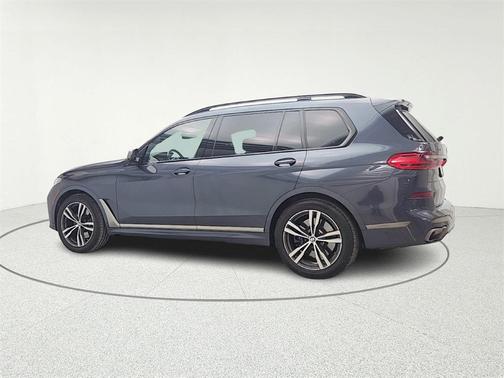 2020 BMW X7 M50i