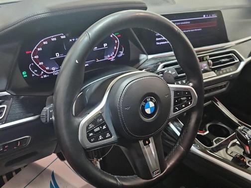 2020 BMW X7 M50i