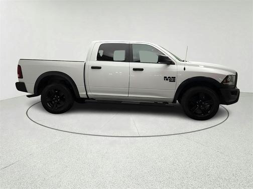 2023 RAM 1500 Classic Warlock Crew Cab 4x4 5'7' Box