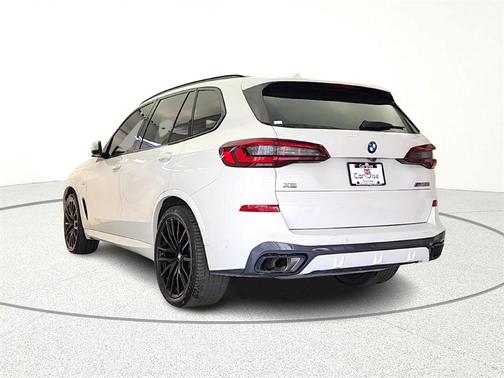 2022 BMW X5 M50i