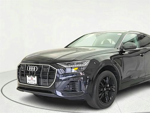 2023 Audi Q8 55 Premium