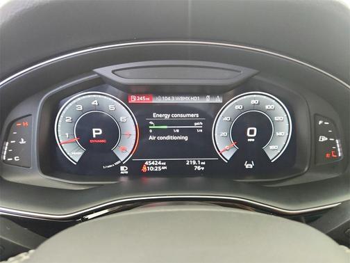 2023 Audi Q8 55 Premium