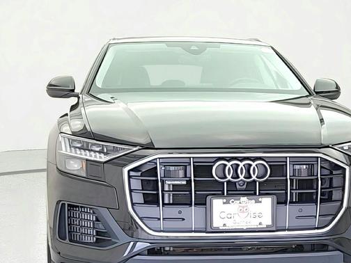 2023 Audi Q8 55 Premium
