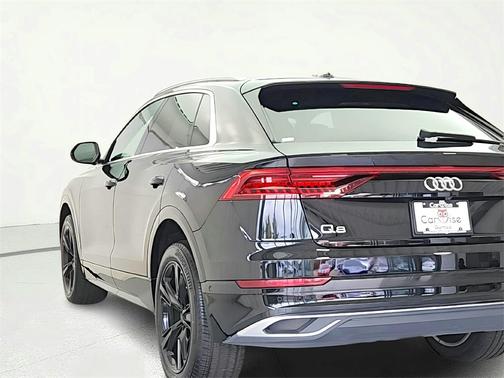 2023 Audi Q8 55 Premium